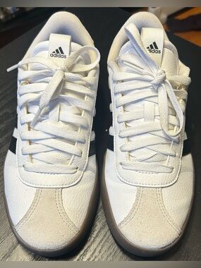 adidas Women’s adidas VL Court 3.0 size 8.5W/7M